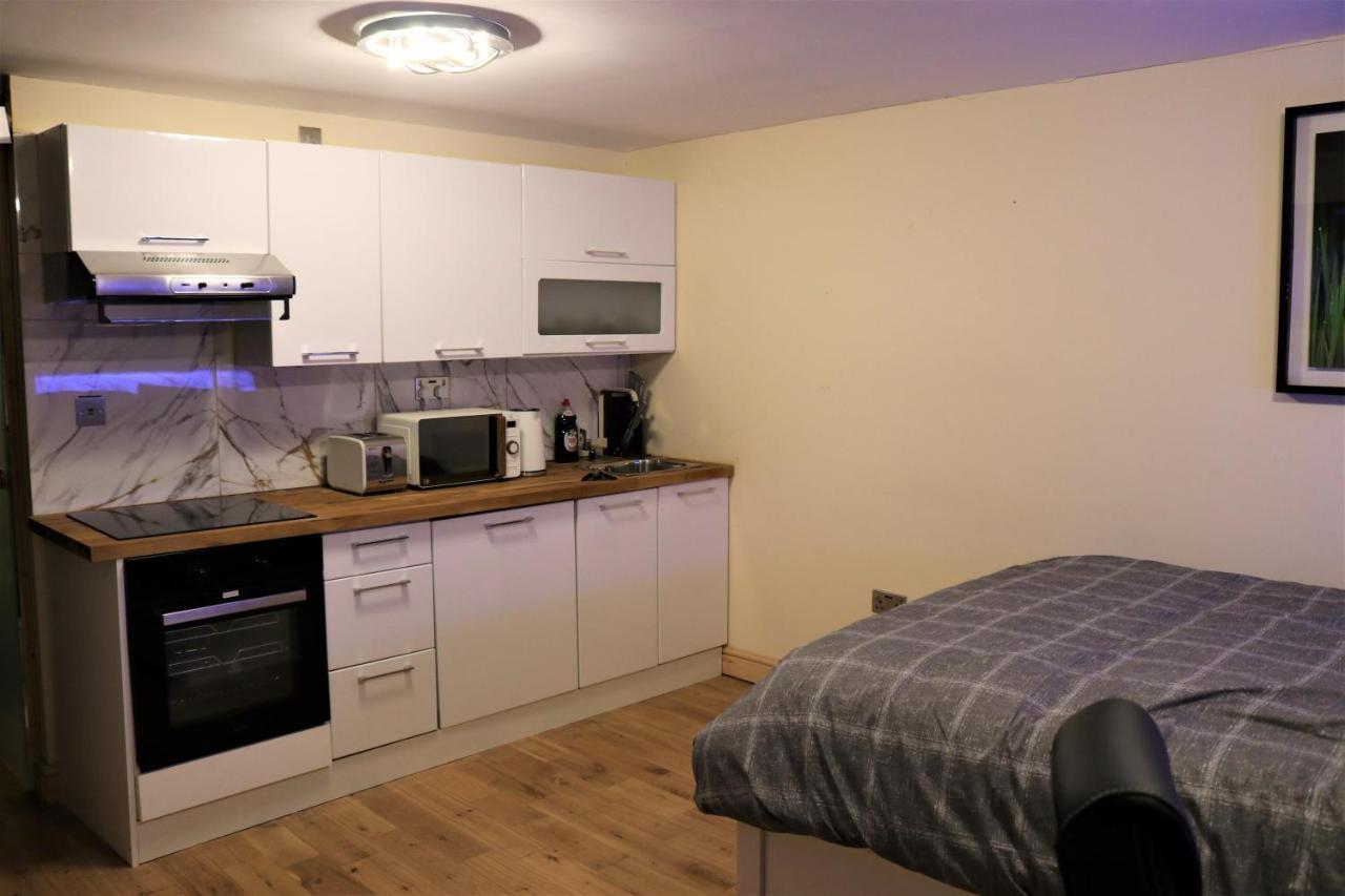 Umbrella Properties Private Apartment Birmingham Esterno foto
