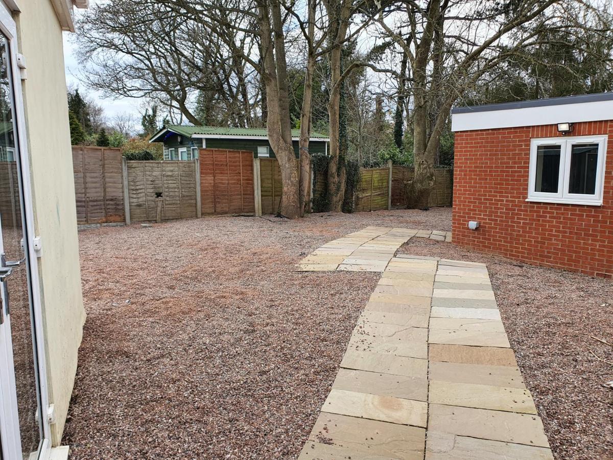 Umbrella Properties Private Apartment Birmingham Esterno foto